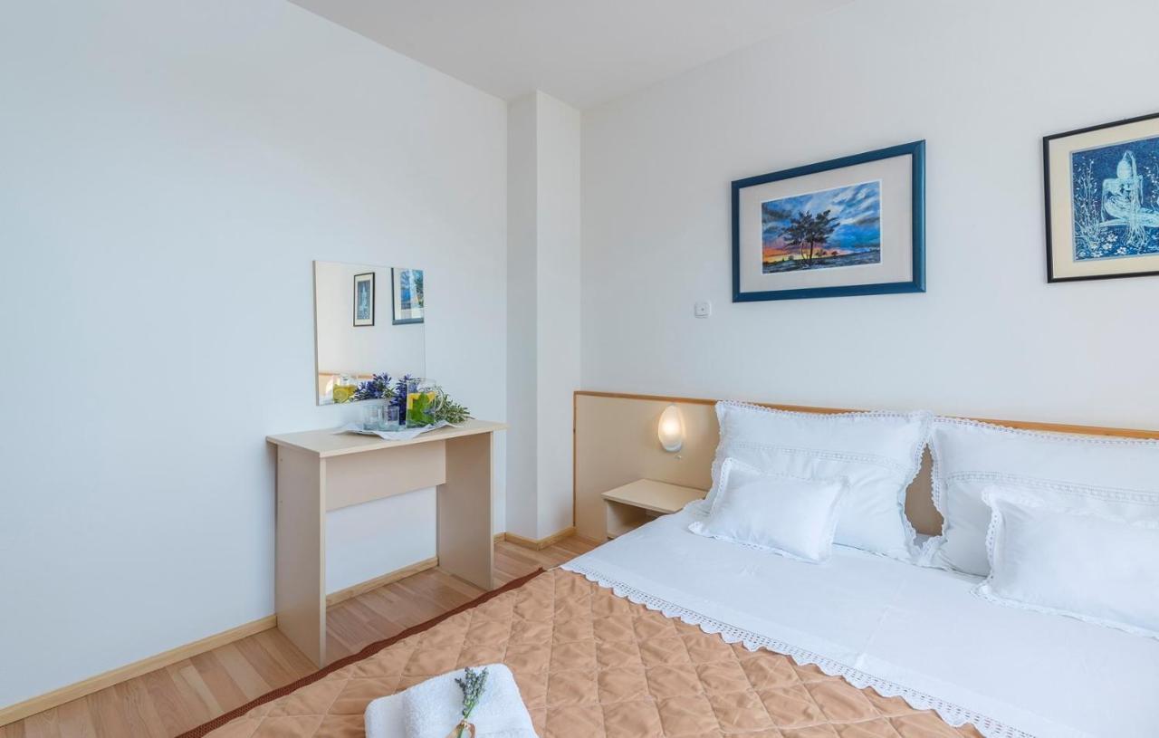 Apartment Nensi Porec Ngoại thất bức ảnh