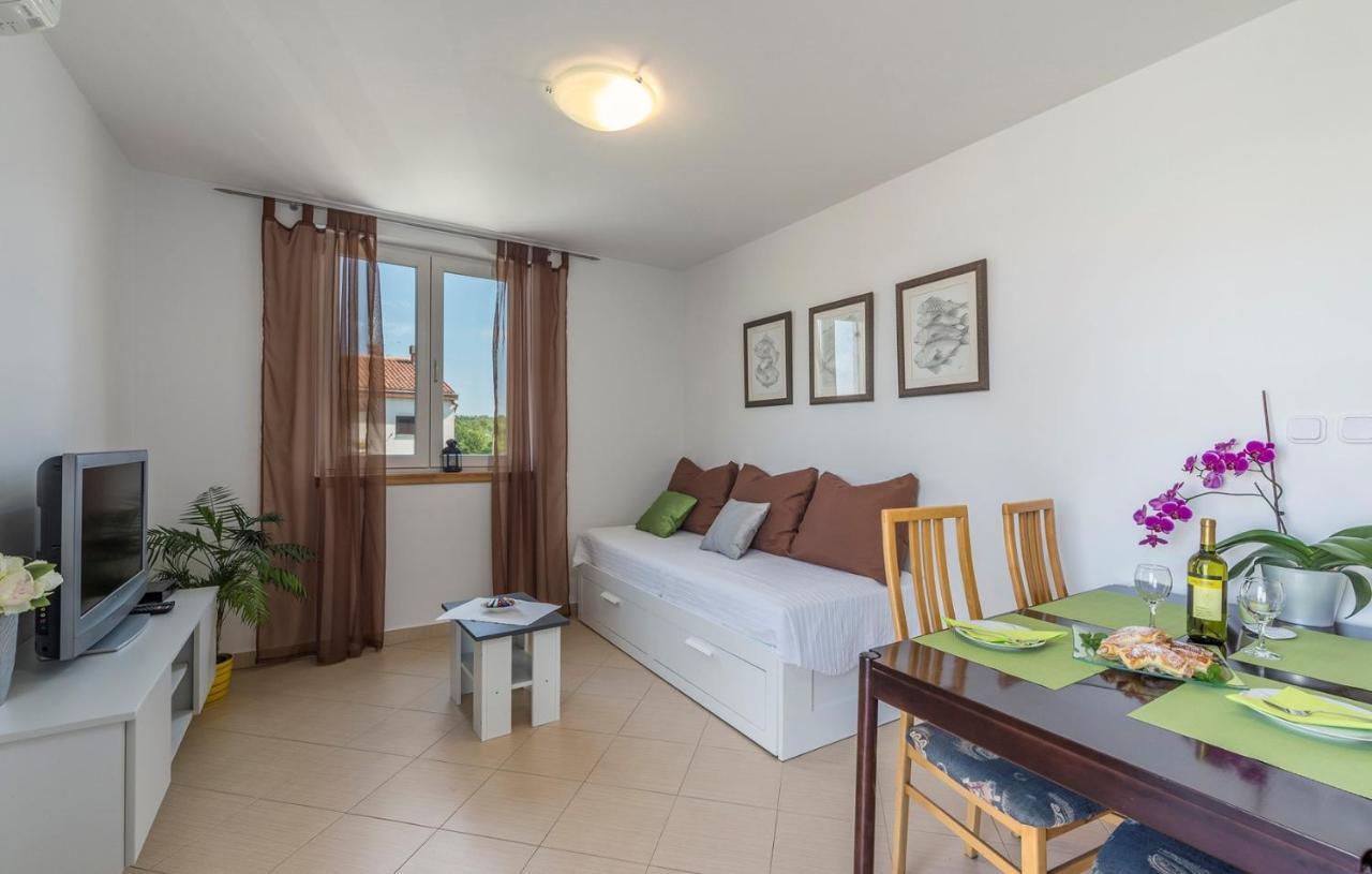 Apartment Nensi Porec Ngoại thất bức ảnh